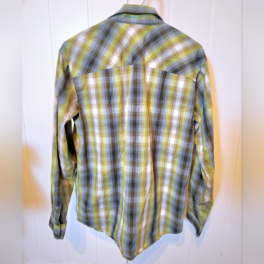 Columbia Green and Yellow Plaid Button Down Shirt Size M Very Good Condition - Picture 2 of 5
